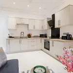 Luxury בראדפורד