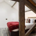 Luxury Bradford (West Yorkshire)