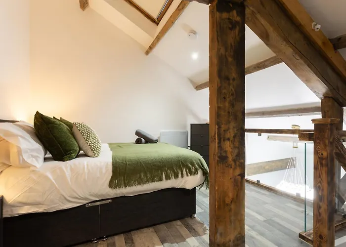 Luxury Bradford (West Yorkshire)